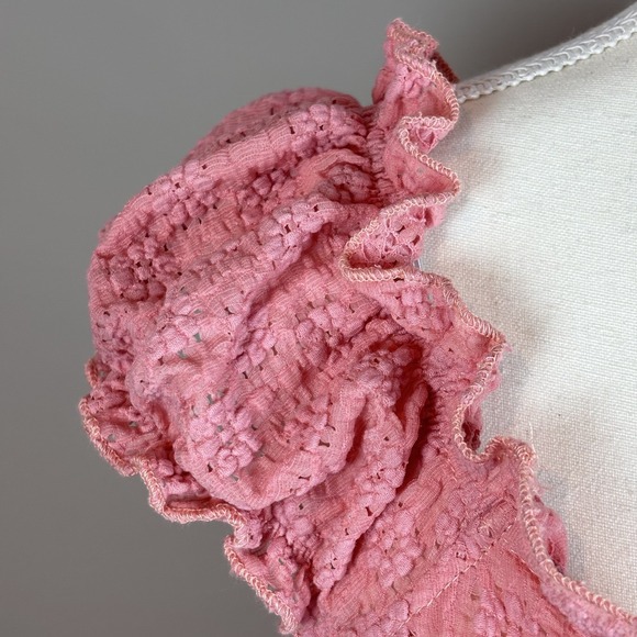 POL Womens Pink‎ Smocked Puff Sleeve Cropped Ruffle Button Top Med Cottagecore - Picture 3 of 10